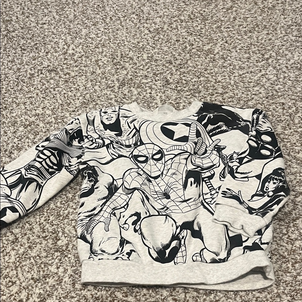 H&M Marvel Crew Neck 3-4T